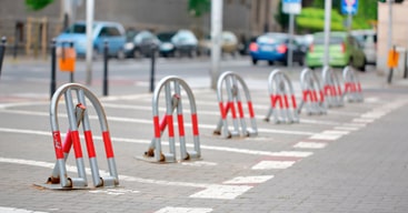 Guide d’achat : comment bien choisir ses équipements de protection collective avec Manutan EXPERT