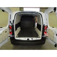 Kit habillage sans plancher pour véhicule utilitaire