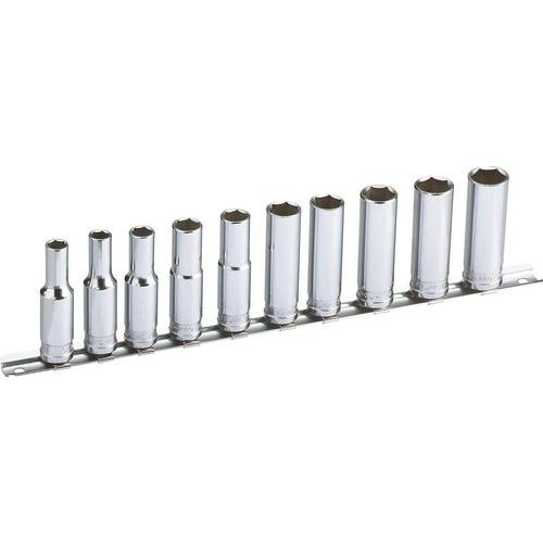 Jeu de 10 douilles longues 3/8 en mm sur rack de rangement Jeu de 10 douilles longues 3/8 en mm sur rack de rangement