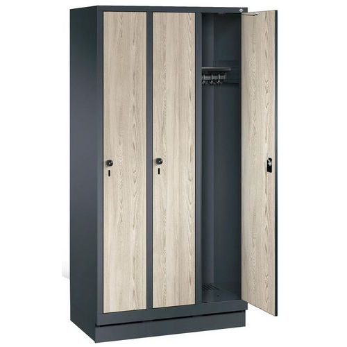 Vestiaire porte bois Évolo - 2 à 4 colonnes - 300 mm - Sur socle - CP
