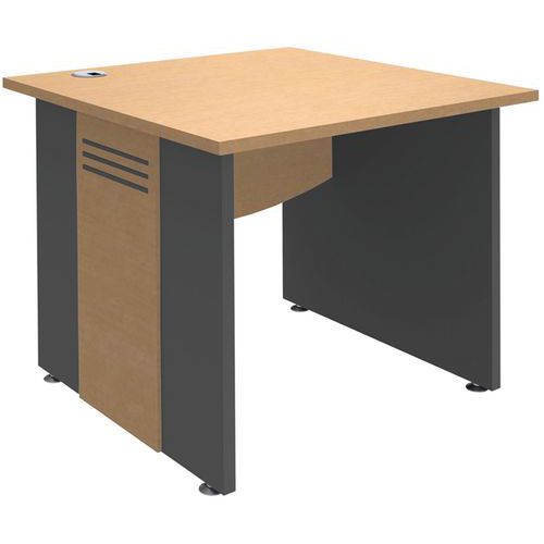 Bureau droit Quatuor avec pieds panneau - Manutan Expert