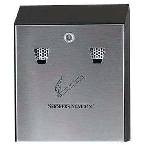Cendrier Smokers' Station_Rubbermaid