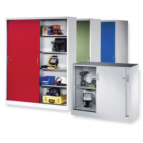 Armoire basse portes coulissantes avec tablettes