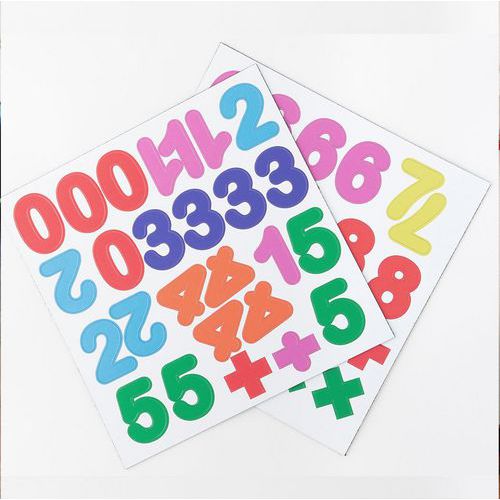 Ensemble 100 chiffres et symboles magnétiques multicolores