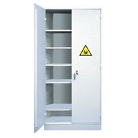 Armoire de sécurité pour stockage extérieur – eurokraft pro: avec 3  tablettes de rétention, 1 cuve de rétention