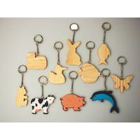 Ensemble 10 porte-clés bois à décorer animaux thumbnail image
