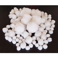 Sachet 100 pompons blancs tailles assorties Ø 10 à 45 mm thumbnail image
