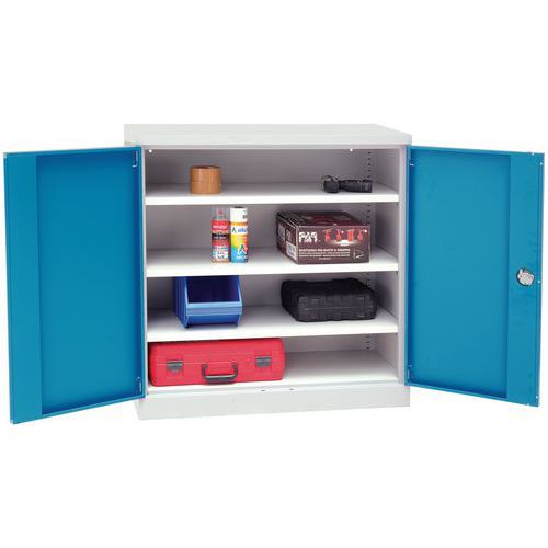 Armoire basse avec tablettes Manutan Expert Manutan.fr