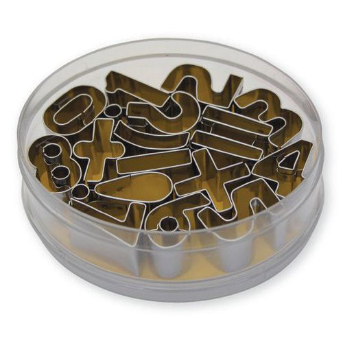 Découpoirs Chiffres + Divers (boite De 16 Pièces)_150 475