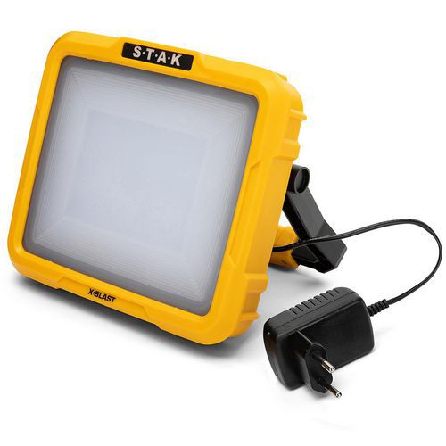 Stak - Projecteur LED X-BLAST 30W Rechargeable 2400 lm IP65 IK08 Résistant aux Chocs