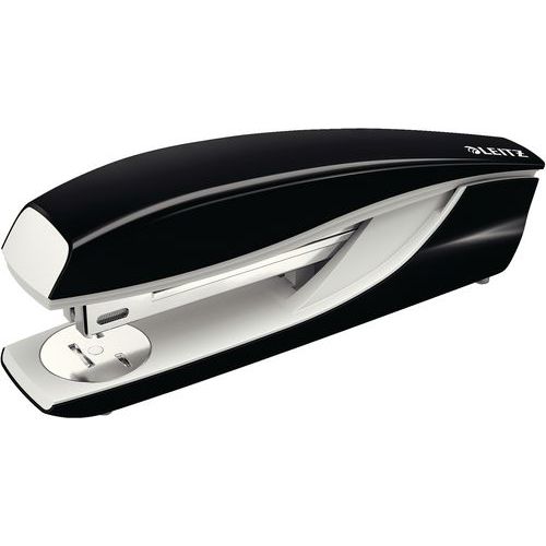 Agrafeuse de bureau Leitz, en boîte Noir Agrafeuse de bureau Leitz, en boîte Noir