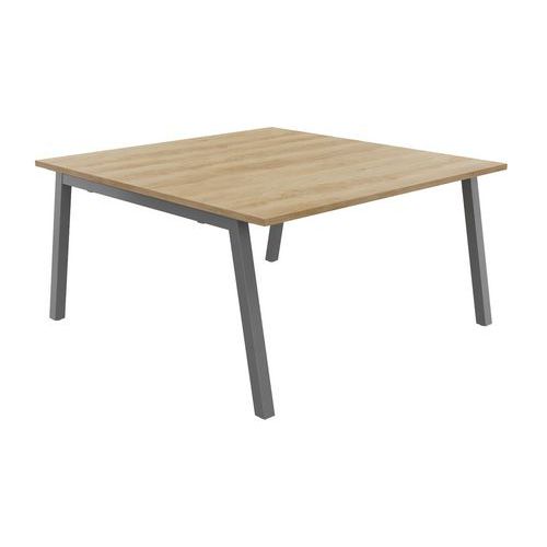 Table Partage 140 X 143 Cm Chêne Vieilli / Alu